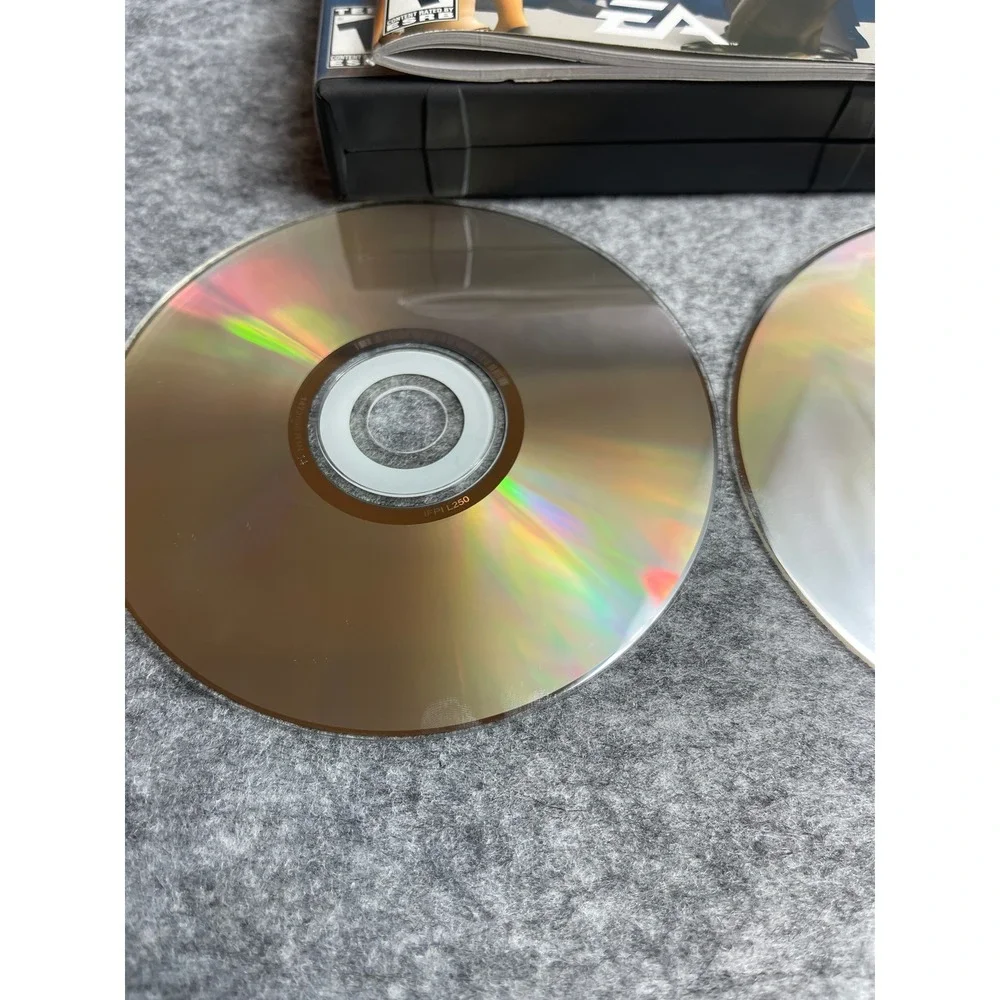 The Sims 2 PC CD-ROM Video Game 4-Disc Set with Manual EA Includes Serial‎ Code